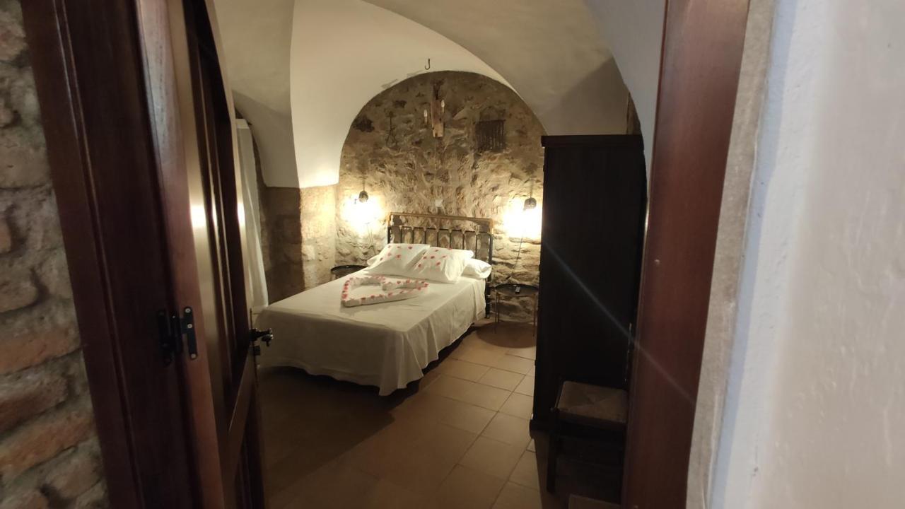 Apartamentos Rurales La Casa De Luis Santa Cruz de la Sierra Esterno foto