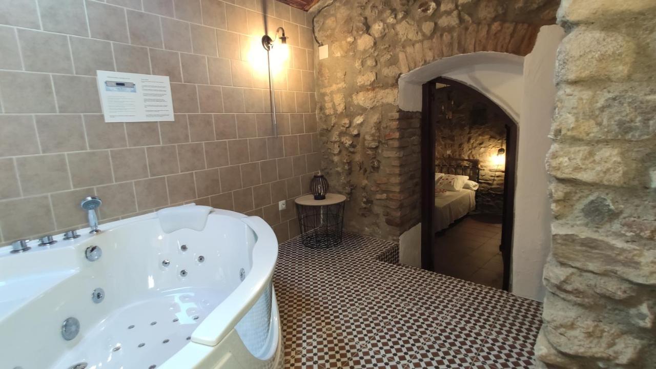 Apartamentos Rurales La Casa De Luis Santa Cruz de la Sierra Esterno foto