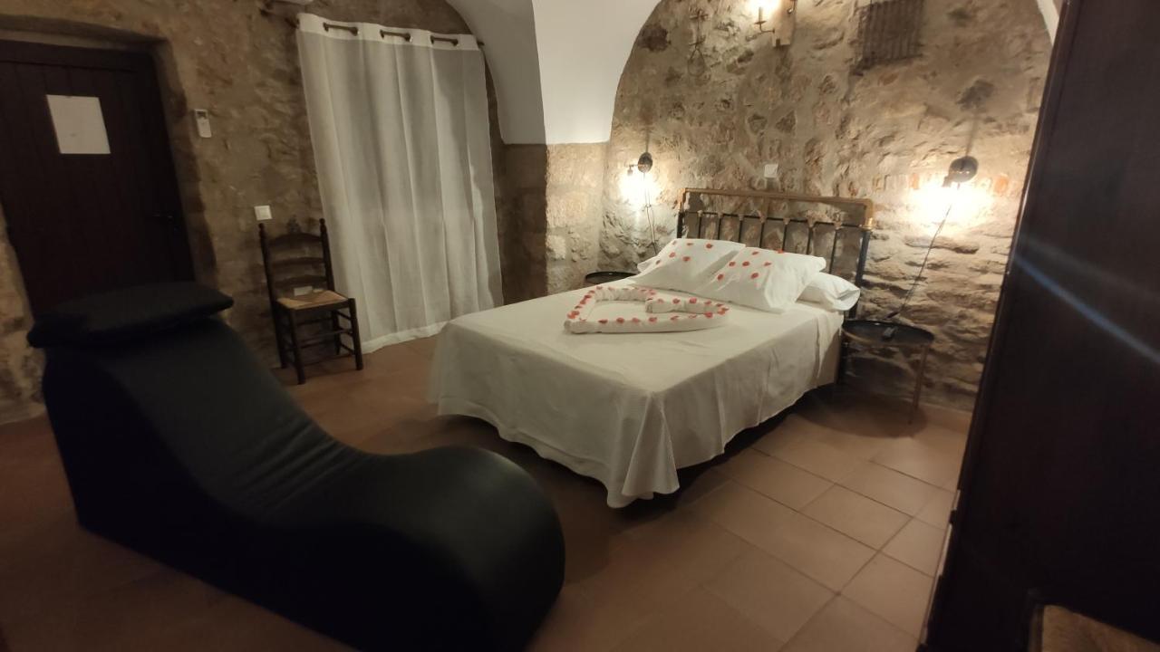 Apartamentos Rurales La Casa De Luis Santa Cruz de la Sierra Esterno foto