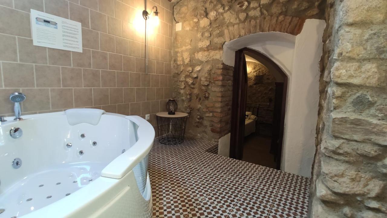 Apartamentos Rurales La Casa De Luis Santa Cruz de la Sierra Esterno foto