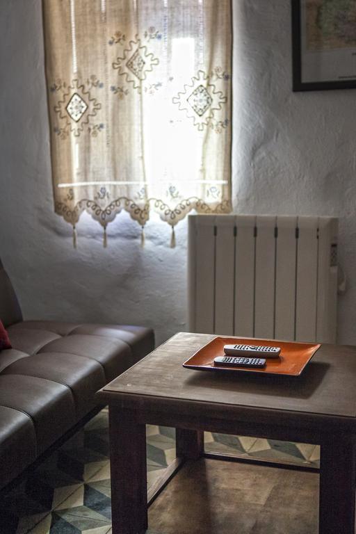 Apartamentos Rurales La Casa De Luis Santa Cruz de la Sierra Esterno foto